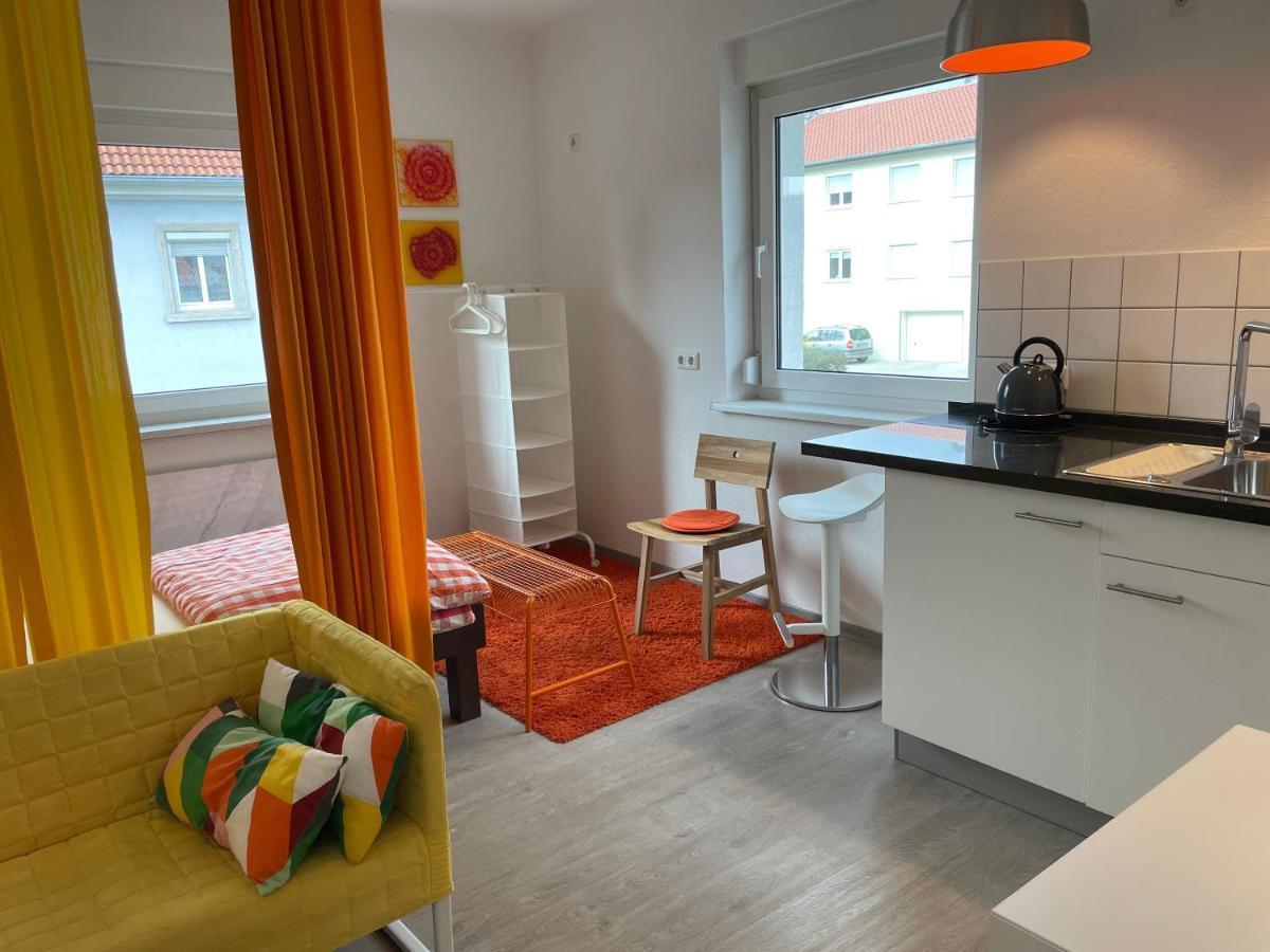 Altstadt Naehe 7 Min Fussweg Ueber Alte Maibruecke Zu Pension Mit Balkon & Garten, Ideal For Long Stay, Relocation Ochsenfurt Eksteriør bilde
