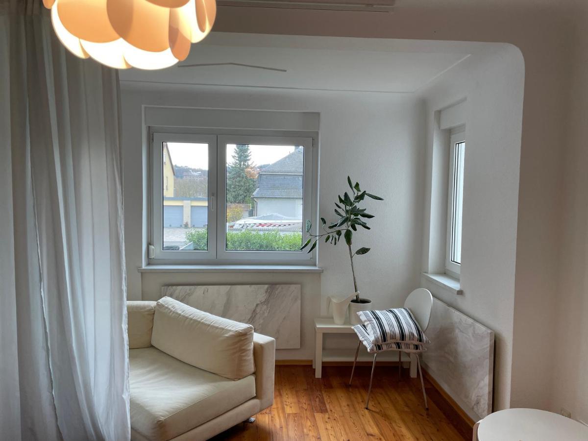 Altstadt Naehe 7 Min Fussweg Ueber Alte Maibruecke Zu Pension Mit Balkon & Garten, Ideal For Long Stay, Relocation Ochsenfurt Eksteriør bilde