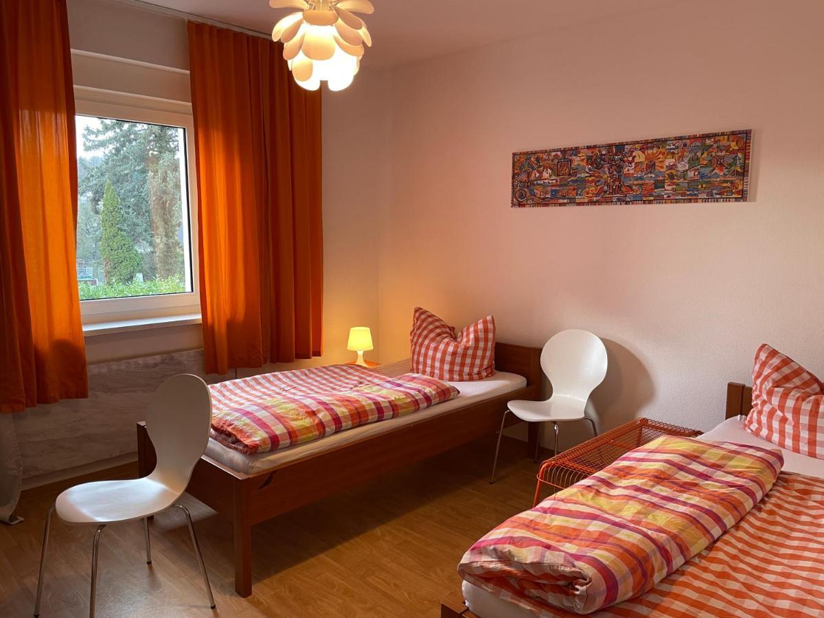 Altstadt Naehe 7 Min Fussweg Ueber Alte Maibruecke Zu Pension Mit Balkon & Garten, Ideal For Long Stay, Relocation Ochsenfurt Eksteriør bilde