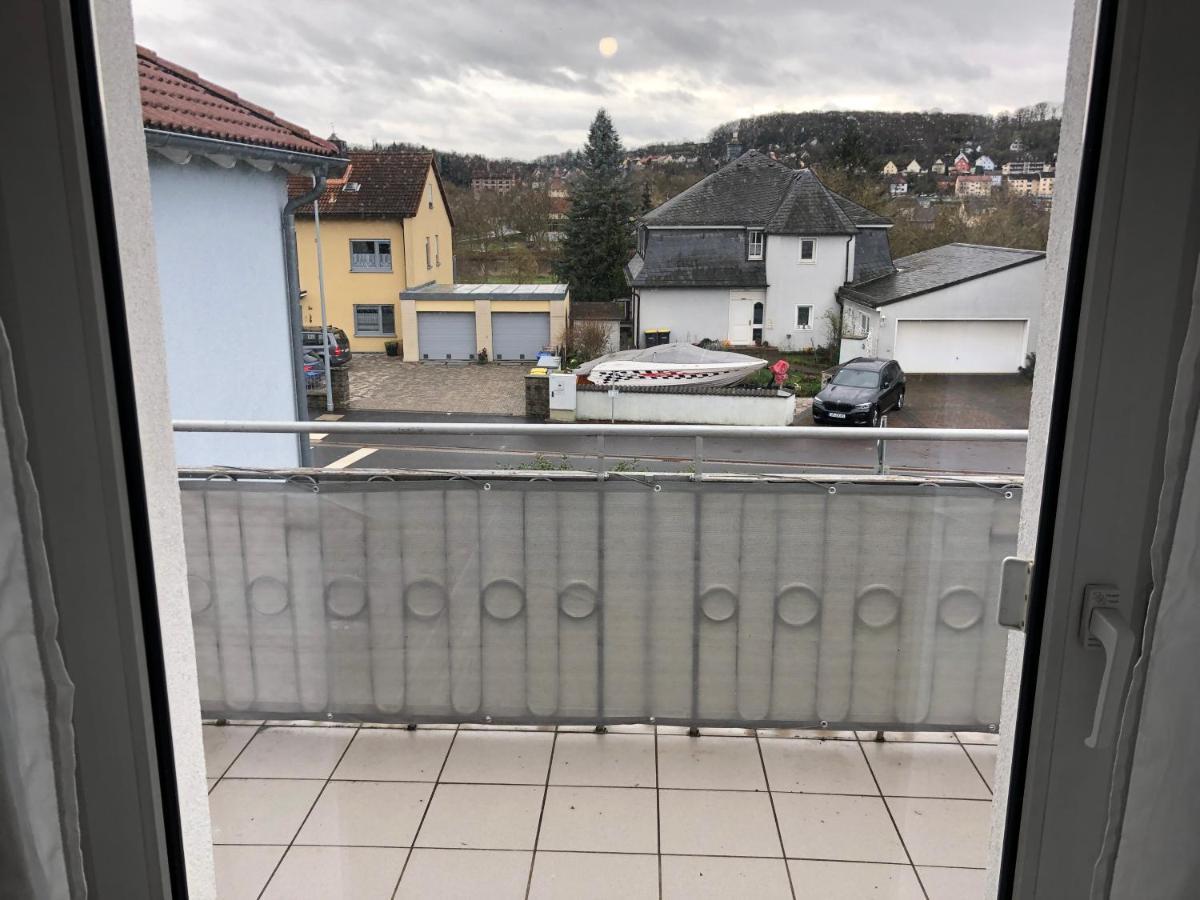 Altstadt Naehe 7 Min Fussweg Ueber Alte Maibruecke Zu Pension Mit Balkon & Garten, Ideal For Long Stay, Relocation Ochsenfurt Eksteriør bilde