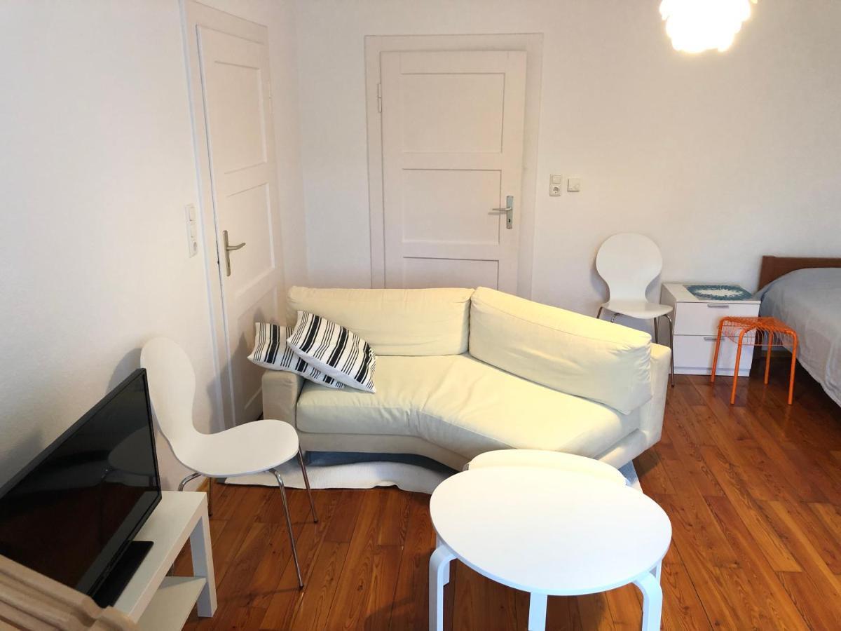 Altstadt Naehe 7 Min Fussweg Ueber Alte Maibruecke Zu Pension Mit Balkon & Garten, Ideal For Long Stay, Relocation Ochsenfurt Eksteriør bilde